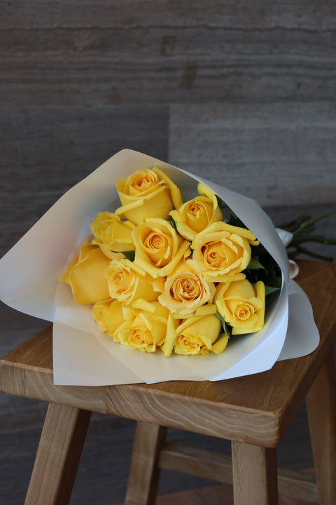 12 rosas