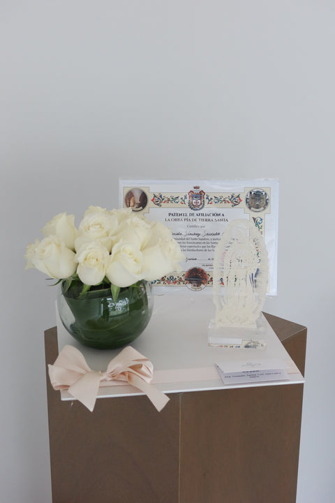 Mini Pecera con Rosas, Misa y Virgencita