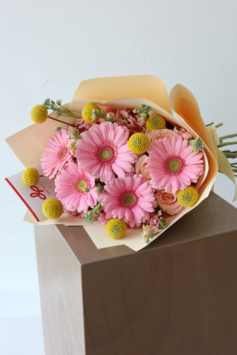 Ramo Gerberas con Rosas