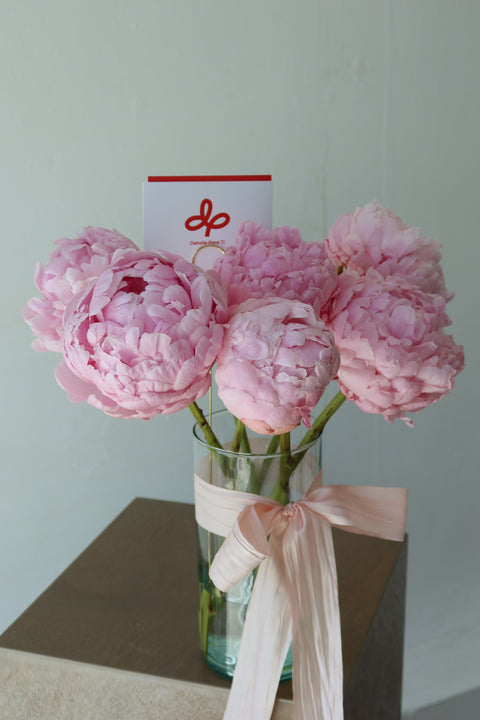 Peonias en Jarrón