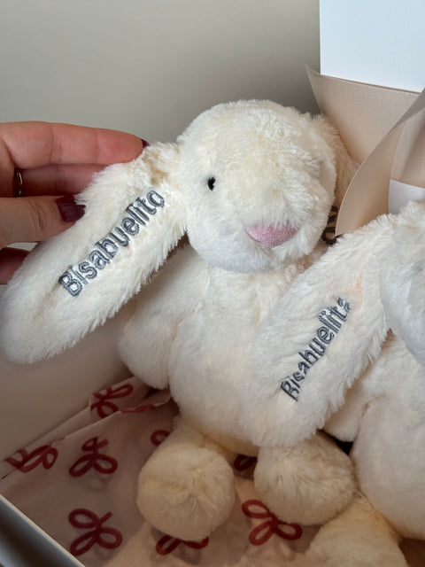 Conejito con bordado personalizado